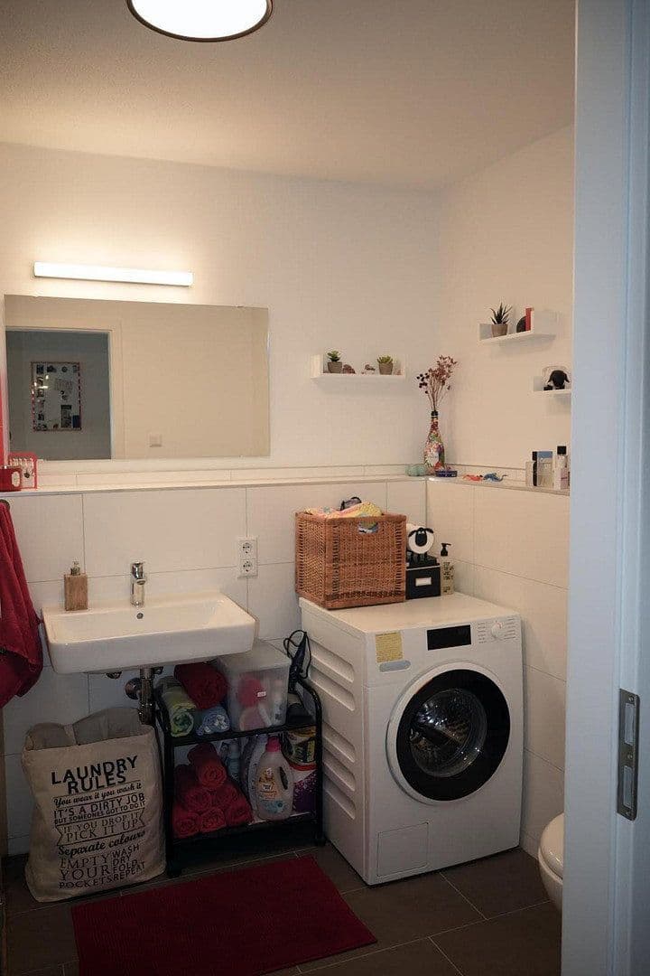 Pronájem bytu 2+1 67 m², Johanna-Dachs-Str. 36, Regensburg, Bavorsko Pronájem bytu 2+1 67 m², Johanna-Dachs-Str. 36, Regensburg, Bavorsko
