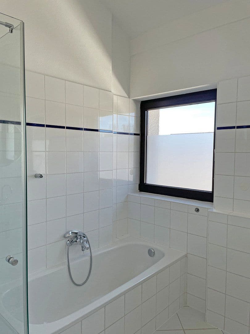 Pronájem domu 130 m², pozemek 360 m², München - Pasing-Obermenzing, Bavorsko Pronájem domu 130 m², pozemek 360 m², München - Pasing-Obermenzing, Bavorsko
