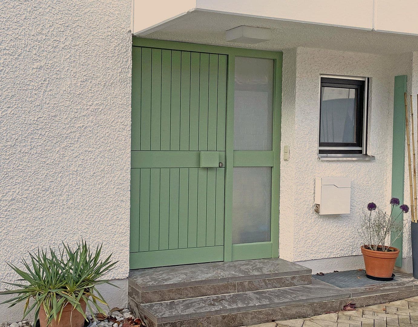 Pronájem domu 130 m², pozemek 360 m², München - Pasing-Obermenzing, Bavorsko Pronájem domu 130 m², pozemek 360 m², München - Pasing-Obermenzing, Bavorsko