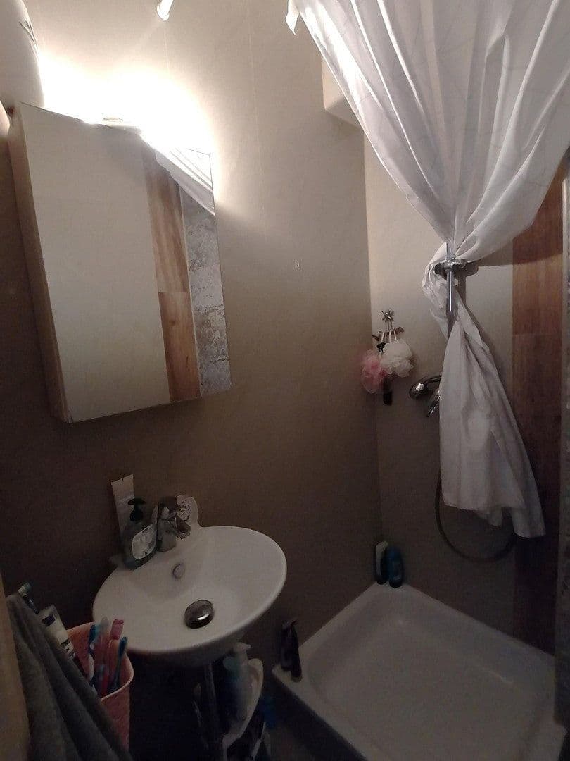 Pronájem bytu 1+kk 30 m², Faulenstraße 46, Bremen, Bremen Pronájem bytu 1+kk 30 m², Faulenstraße 46, Bremen, Bremen