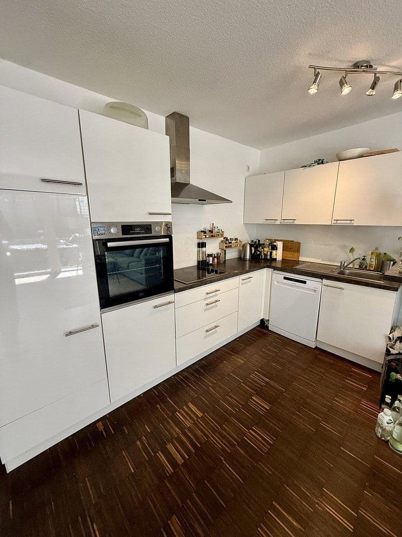 Pronájem bytu 2+1 77 m², Preißlerstraße, Nürnberg, Bavorsko Pronájem bytu 2+1 77 m², Preißlerstraße, Nürnberg, Bavorsko