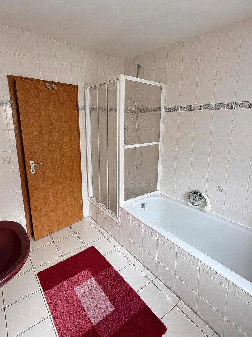 Prodej bytu 3+1 90 m², Lorsch, Hessen Prodej bytu 3+1 90 m², Lorsch, Hessen