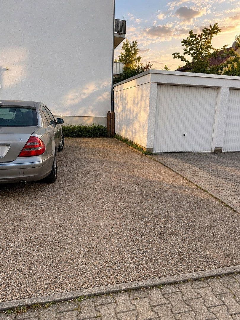Prodej bytu 3+1 90 m², Lorsch, Hessen Prodej bytu 3+1 90 m², Lorsch, Hessen