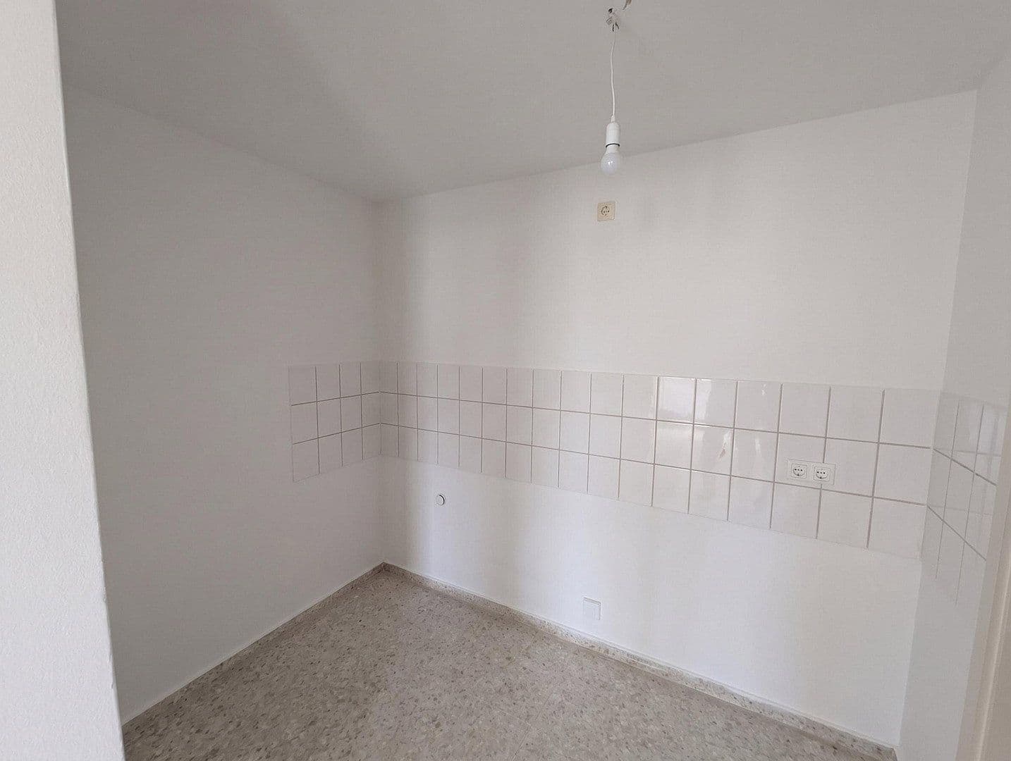 Pronájem bytu 3+kk 72 m², Levin 8, Dargun, Mecklenburg-Vorpommern Pronájem bytu 3+kk 72 m², Levin 8, Dargun, Mecklenburg-Vorpommern
