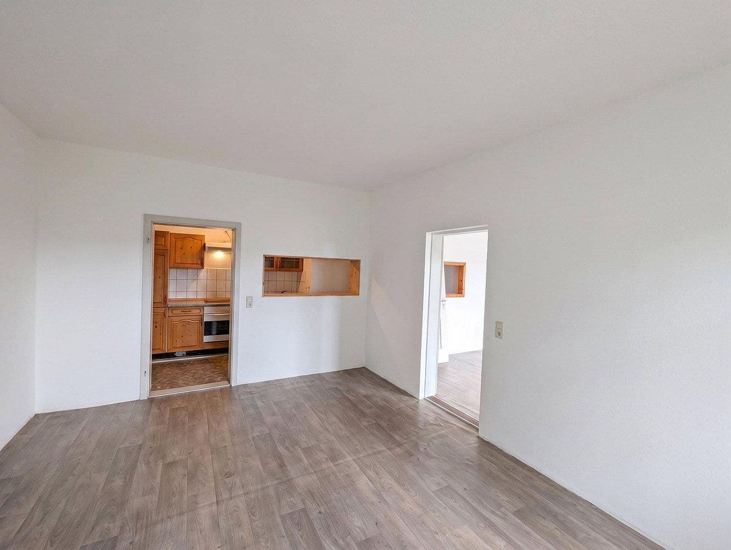 Pronájem bytu 3+kk 72 m², Levin 8, Dargun, Mecklenburg-Vorpommern Pronájem bytu 3+kk 72 m², Levin 8, Dargun, Mecklenburg-Vorpommern