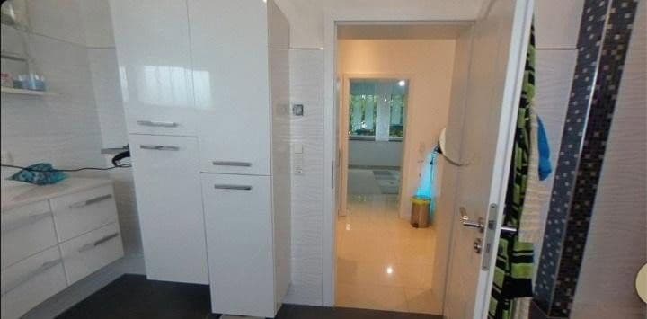 Prodej domu 432 m², pozemek 1.400 m², Pestalozzistraße 1, Schönenberg-Kübelberg, Porýní-Falc Prodej domu 432 m², pozemek 1.400 m², Pestalozzistraße 1, Schönenberg-Kübelberg, Porýní-Falc