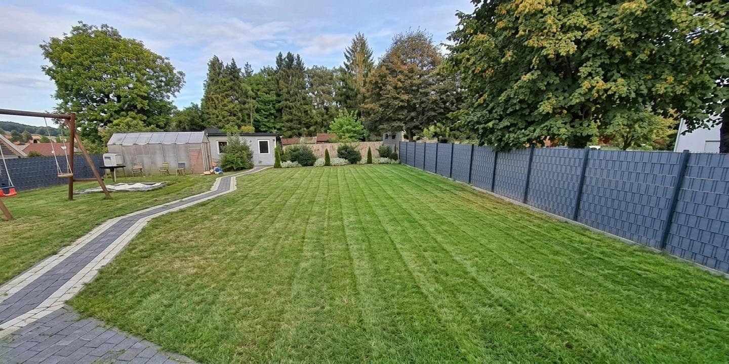 Prodej domu 432 m², pozemek 1.400 m², Pestalozzistraße 1, Schönenberg-Kübelberg, Porýní-Falc Prodej domu 432 m², pozemek 1.400 m², Pestalozzistraße 1, Schönenberg-Kübelberg, Porýní-Falc