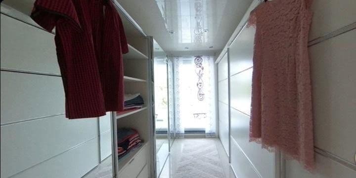 Prodej domu 432 m², pozemek 1.400 m², Pestalozzistraße 1, Schönenberg-Kübelberg, Porýní-Falc Prodej domu 432 m², pozemek 1.400 m², Pestalozzistraße 1, Schönenberg-Kübelberg, Porýní-Falc