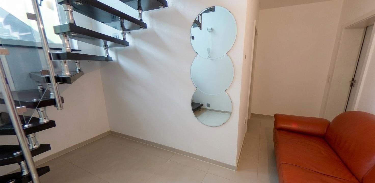 Prodej domu 432 m², pozemek 1.400 m², Pestalozzistraße 1, Schönenberg-Kübelberg, Porýní-Falc Prodej domu 432 m², pozemek 1.400 m², Pestalozzistraße 1, Schönenberg-Kübelberg, Porýní-Falc