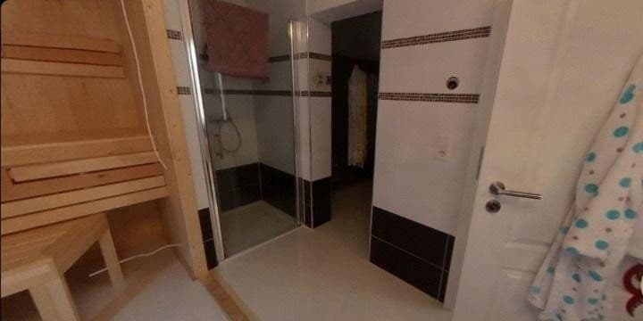 Prodej domu 432 m², pozemek 1.400 m², Pestalozzistraße 1, Schönenberg-Kübelberg, Porýní-Falc Prodej domu 432 m², pozemek 1.400 m², Pestalozzistraße 1, Schönenberg-Kübelberg, Porýní-Falc