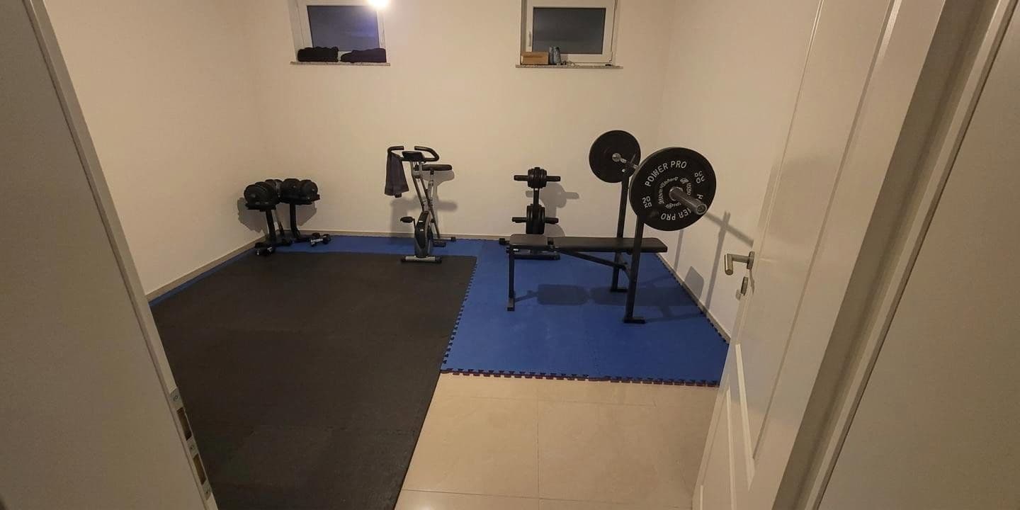 Prodej domu 432 m², pozemek 1.400 m², Pestalozzistraße 1, Schönenberg-Kübelberg, Porýní-Falc Prodej domu 432 m², pozemek 1.400 m², Pestalozzistraße 1, Schönenberg-Kübelberg, Porýní-Falc