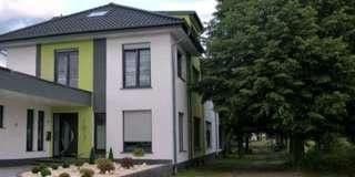 Prodej domu 432 m², pozemek 1.400 m², Pestalozzistraße 1, Schönenberg-Kübelberg, Porýní-Falc Prodej domu 432 m², pozemek 1.400 m², Pestalozzistraße 1, Schönenberg-Kübelberg, Porýní-Falc