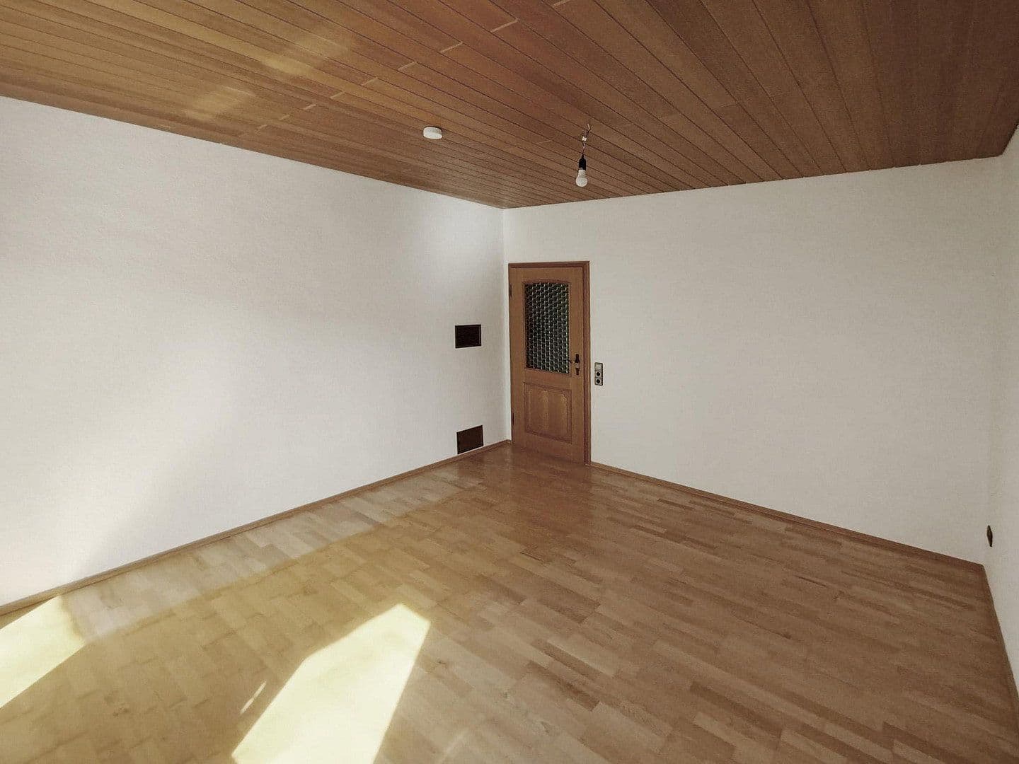 Pronájem bytu 3+1 105 m², Kleinostheim, Bavorsko Pronájem bytu 3+1 105 m², Kleinostheim, Bavorsko