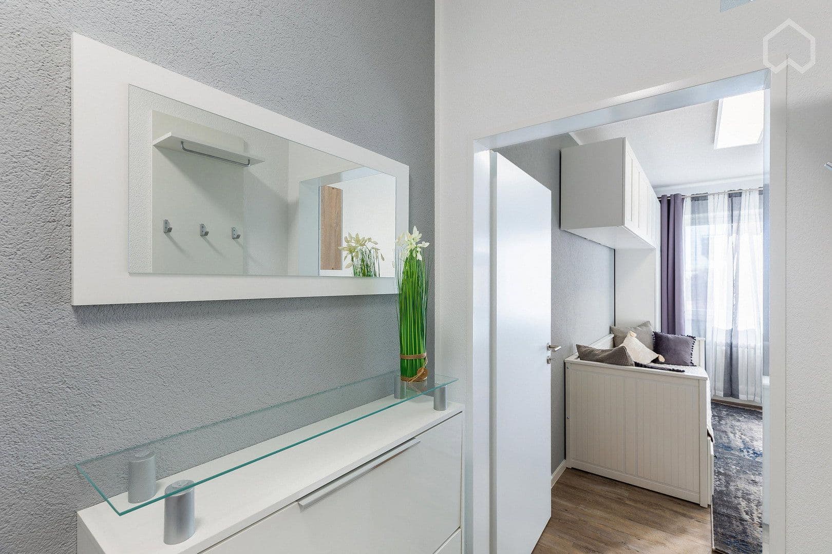 Pronájem bytu 1+1 16 m², Kronenstr. 16, Meersburg, Bádensko-Württembersko Pronájem bytu 1+1 16 m², Kronenstr. 16, Meersburg, Bádensko-Württembersko