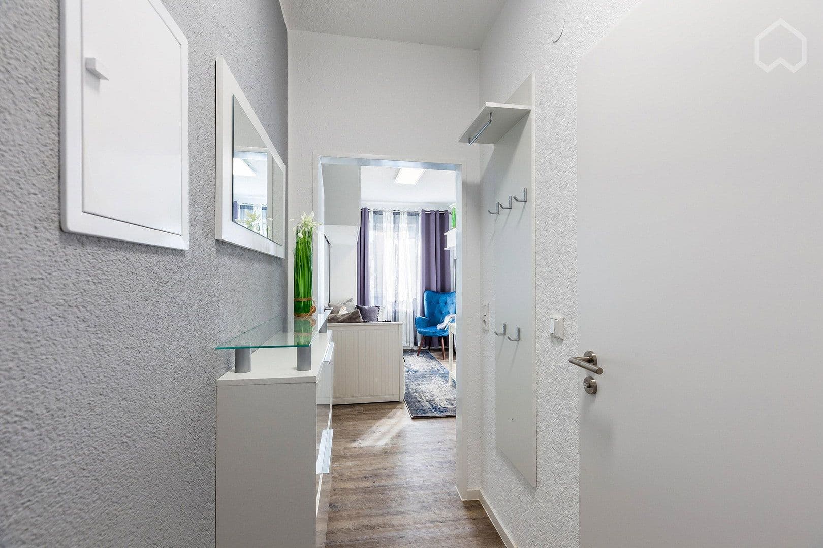 Pronájem bytu 1+1 16 m², Kronenstr. 16, Meersburg, Bádensko-Württembersko Pronájem bytu 1+1 16 m², Kronenstr. 16, Meersburg, Bádensko-Württembersko
