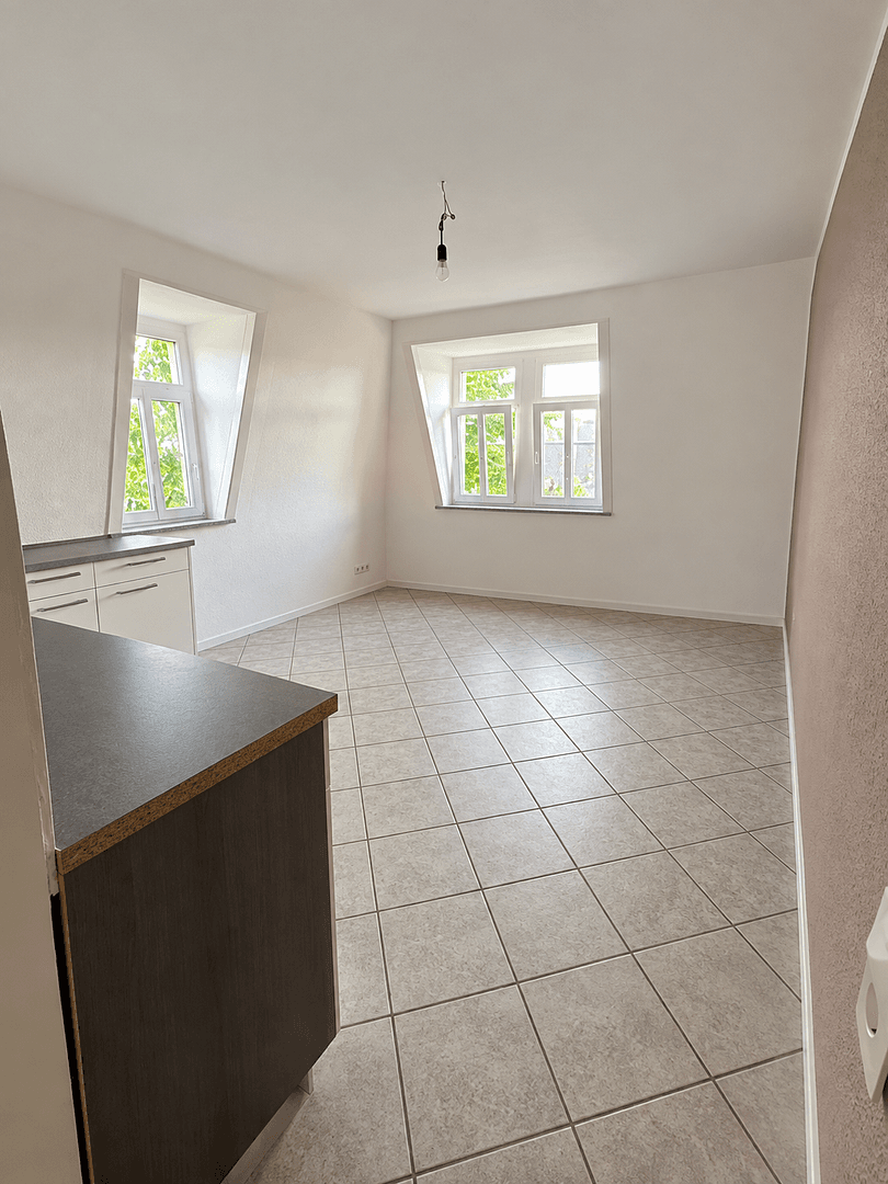 Pronájem bytu 3+1 74 m², Körnestraße 2, Freital, Sasko Pronájem bytu 3+1 74 m², Körnestraße 2, Freital, Sasko