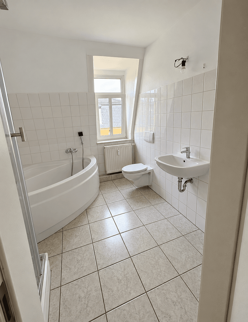 Pronájem bytu 3+1 74 m², Körnestraße 2, Freital, Sasko Pronájem bytu 3+1 74 m², Körnestraße 2, Freital, Sasko
