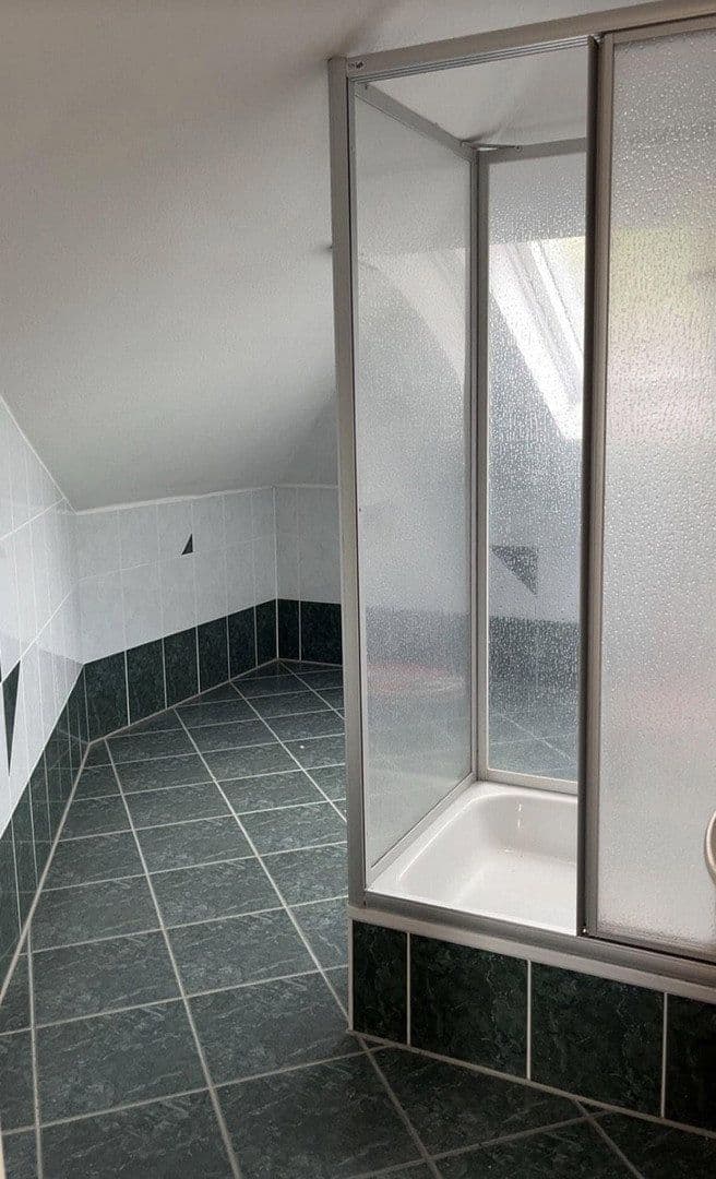 Pronájem bytu 3+1 74 m², Körnestraße 2, Freital, Sasko Pronájem bytu 3+1 74 m², Körnestraße 2, Freital, Sasko