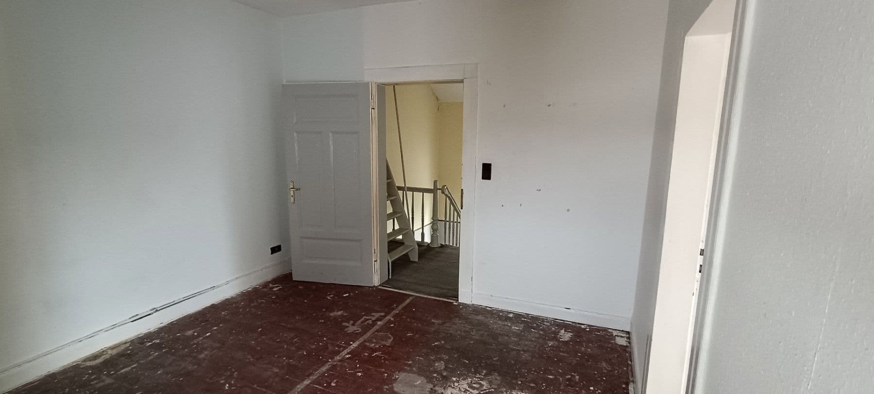 Prodej domu 232 m², pozemek 450 m², Höingstr. 10, Unna, Severní Porýní-Vestfálsko Prodej domu 232 m², pozemek 450 m², Höingstr. 10, Unna, Severní Porýní-Vestfálsko