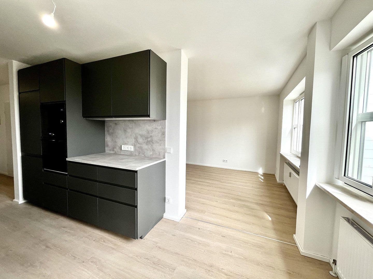 Prodej bytu 4+1 91 m², Rosa-Luxemburg-Platz 3, München, Bavorsko Prodej bytu 4+1 91 m², Rosa-Luxemburg-Platz 3, München, Bavorsko