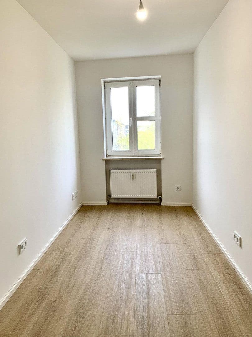 Prodej bytu 4+1 91 m², Rosa-Luxemburg-Platz 3, München, Bavorsko Prodej bytu 4+1 91 m², Rosa-Luxemburg-Platz 3, München, Bavorsko