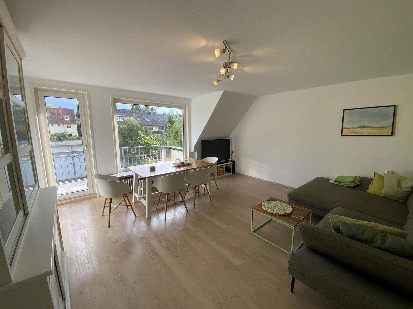 Pronájem bytu 3+1 77 m², Baurath-Sommer-Strasse, Hameln, Dolní Sasko Pronájem bytu 3+1 77 m², Baurath-Sommer-Strasse, Hameln, Dolní Sasko