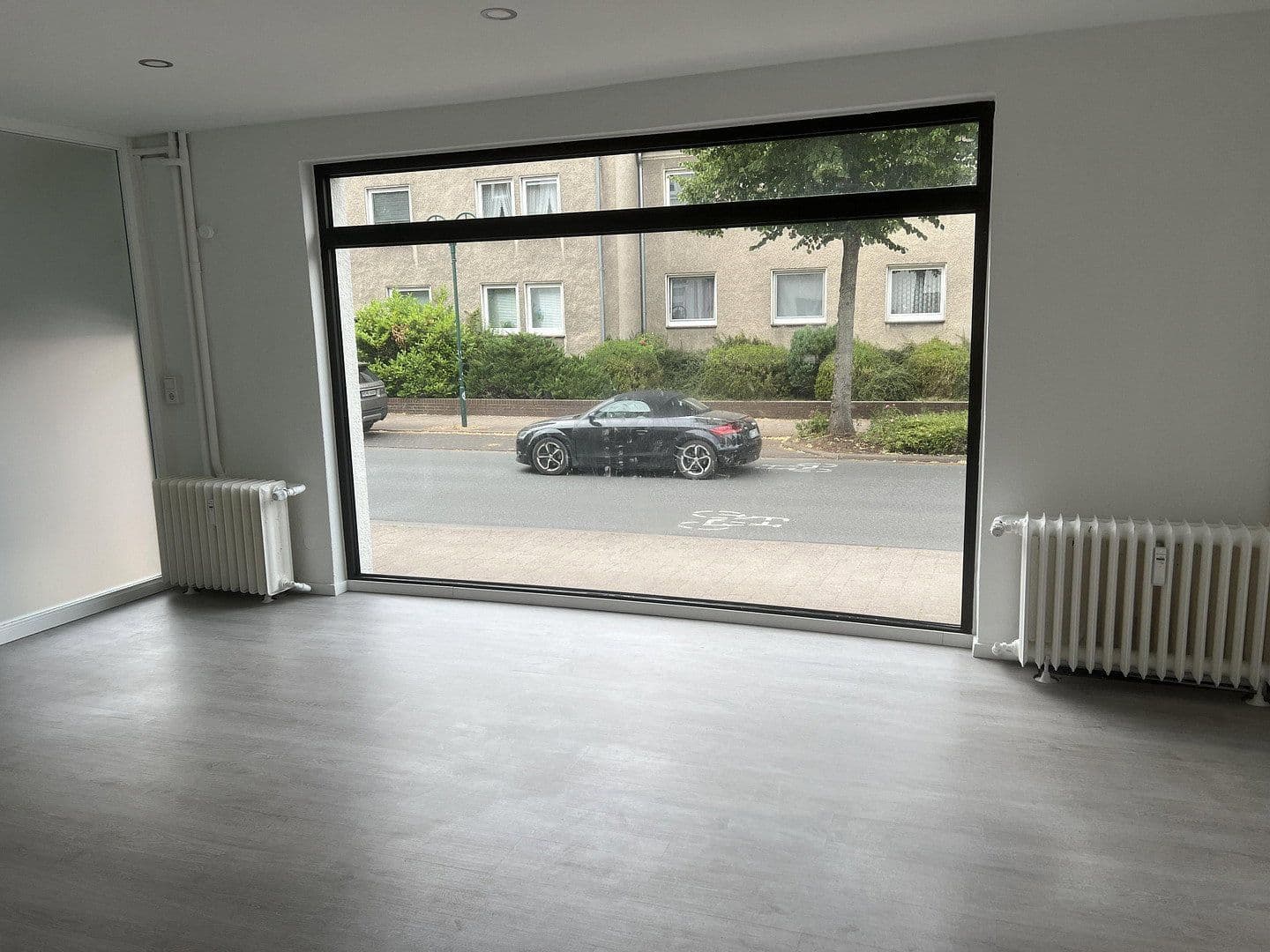 Prodej domu 334 m², pozemek 1.268 m², Hannoversche Straße 30, Seelze, Dolní Sasko Prodej domu 334 m², pozemek 1.268 m², Hannoversche Straße 30, Seelze, Dolní Sasko