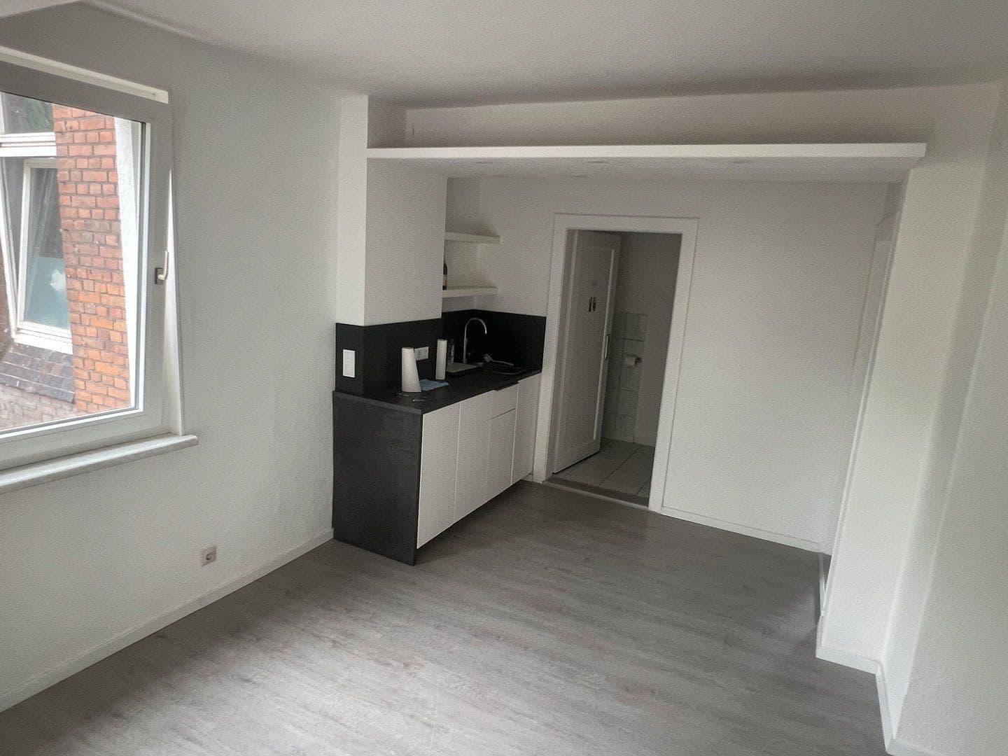 Prodej domu 334 m², pozemek 1.268 m², Hannoversche Straße 30, Seelze, Dolní Sasko Prodej domu 334 m², pozemek 1.268 m², Hannoversche Straße 30, Seelze, Dolní Sasko