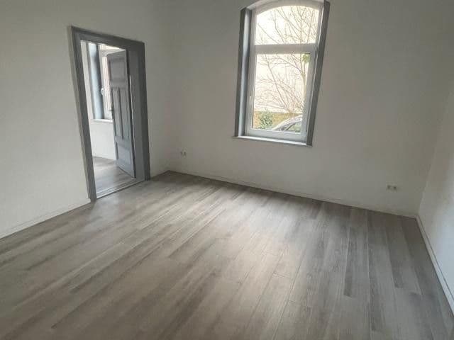Prodej domu 334 m², pozemek 1.268 m², Hannoversche Straße 30, Seelze, Dolní Sasko Prodej domu 334 m², pozemek 1.268 m², Hannoversche Straße 30, Seelze, Dolní Sasko
