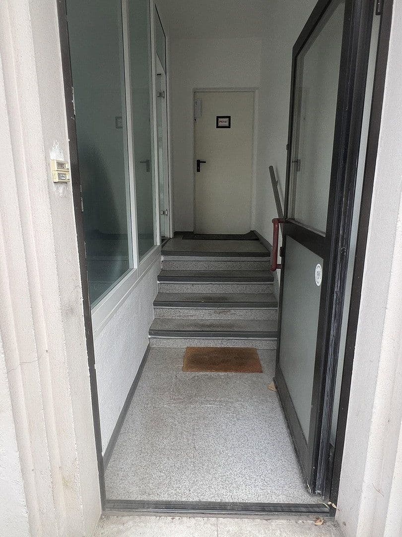 Prodej domu 334 m², pozemek 1.268 m², Hannoversche Straße 30, Seelze, Dolní Sasko Prodej domu 334 m², pozemek 1.268 m², Hannoversche Straße 30, Seelze, Dolní Sasko