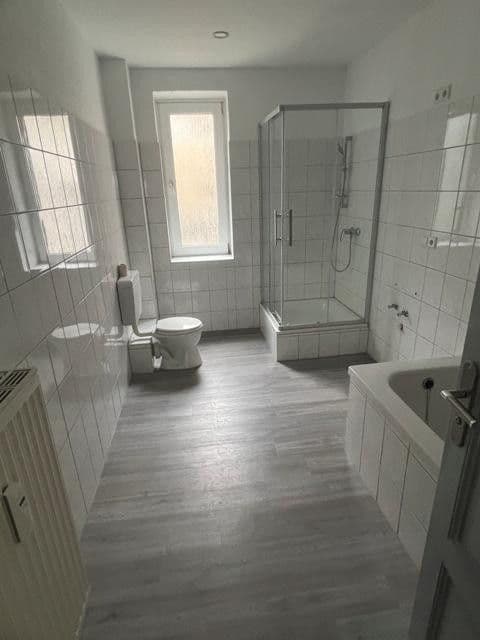 Prodej domu 334 m², pozemek 1.268 m², Hannoversche Straße 30, Seelze, Dolní Sasko Prodej domu 334 m², pozemek 1.268 m², Hannoversche Straße 30, Seelze, Dolní Sasko