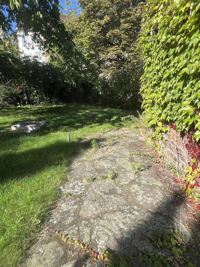 Prodej domu 334 m², pozemek 1.268 m², Hannoversche Straße 30, Seelze, Dolní Sasko Prodej domu 334 m², pozemek 1.268 m², Hannoversche Straße 30, Seelze, Dolní Sasko