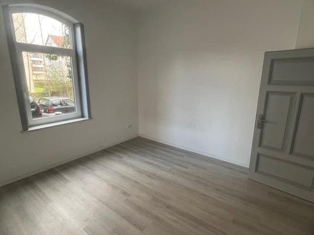 Prodej domu 334 m², pozemek 1.268 m², Hannoversche Straße 30, Seelze, Dolní Sasko Prodej domu 334 m², pozemek 1.268 m², Hannoversche Straße 30, Seelze, Dolní Sasko