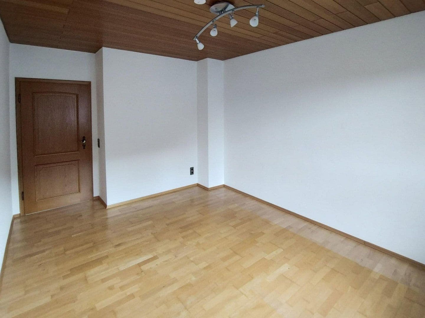 Pronájem bytu 4+1 104 m², Kleinostheim, Bavorsko Pronájem bytu 4+1 104 m², Kleinostheim, Bavorsko