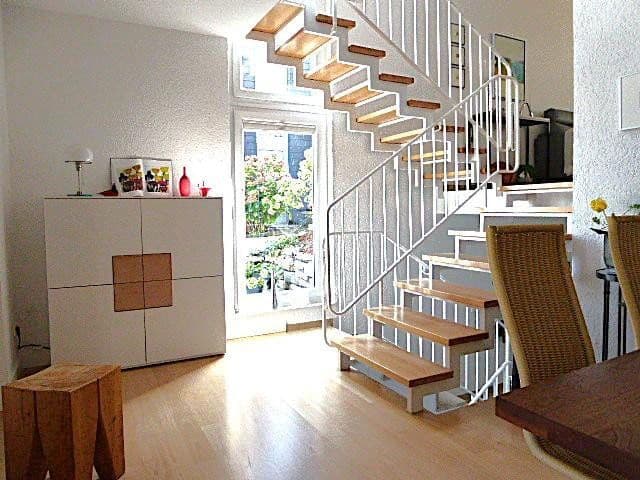 Prodej domu 120 m², pozemek 413 m², Wetter (Ruhr), Severní Porýní-Vestfálsko Prodej domu 120 m², pozemek 413 m², Wetter (Ruhr), Severní Porýní-Vestfálsko