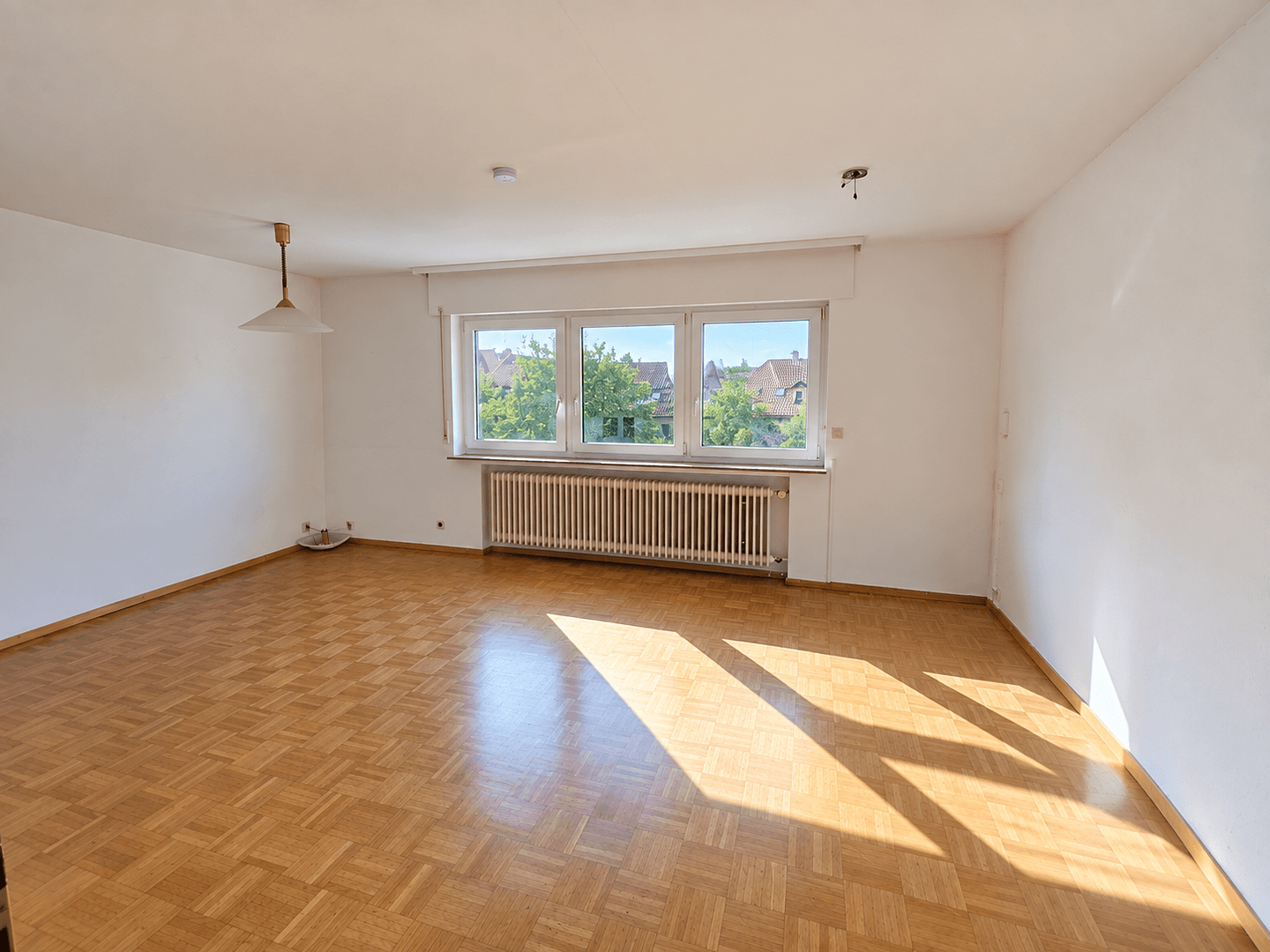 Prodej domu 250 m², pozemek 1.001 m², Dobelstraße 1, Bad Boll, Bádensko-Württembersko Prodej domu 250 m², pozemek 1.001 m², Dobelstraße 1, Bad Boll, Bádensko-Württembersko