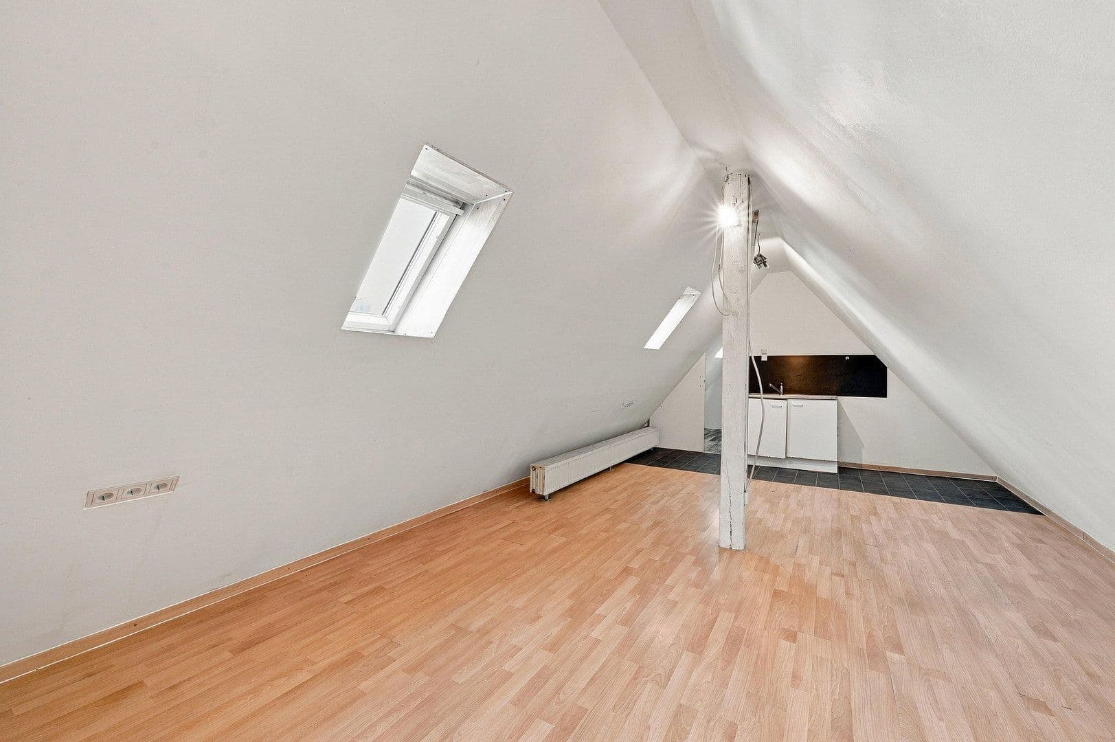 Prodej domu 200 m², pozemek 271 m², Flein, Bádensko-Württembersko Prodej domu 200 m², pozemek 271 m², Flein, Bádensko-Württembersko