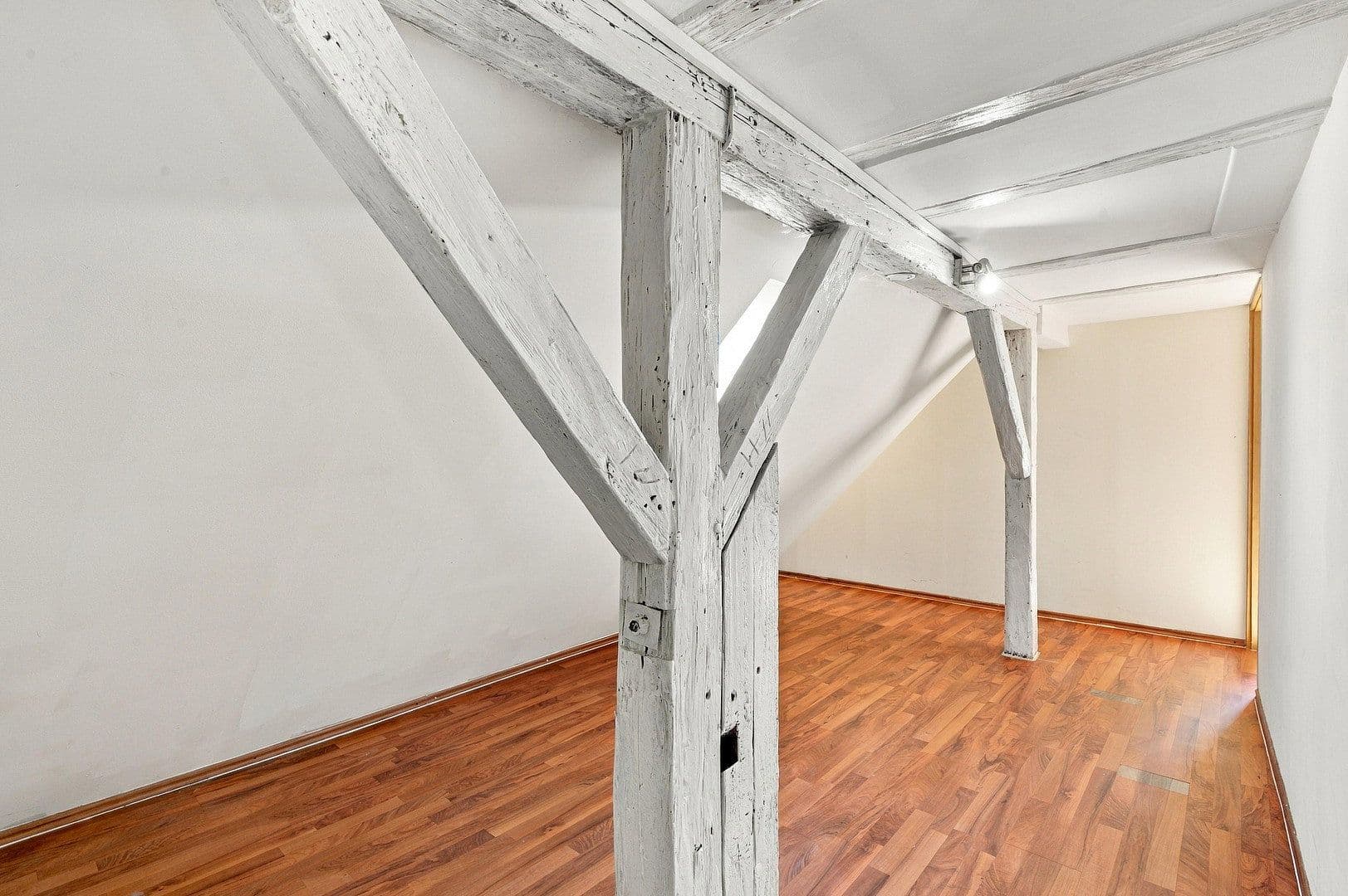 Prodej domu 200 m², pozemek 271 m², Flein, Bádensko-Württembersko Prodej domu 200 m², pozemek 271 m², Flein, Bádensko-Württembersko