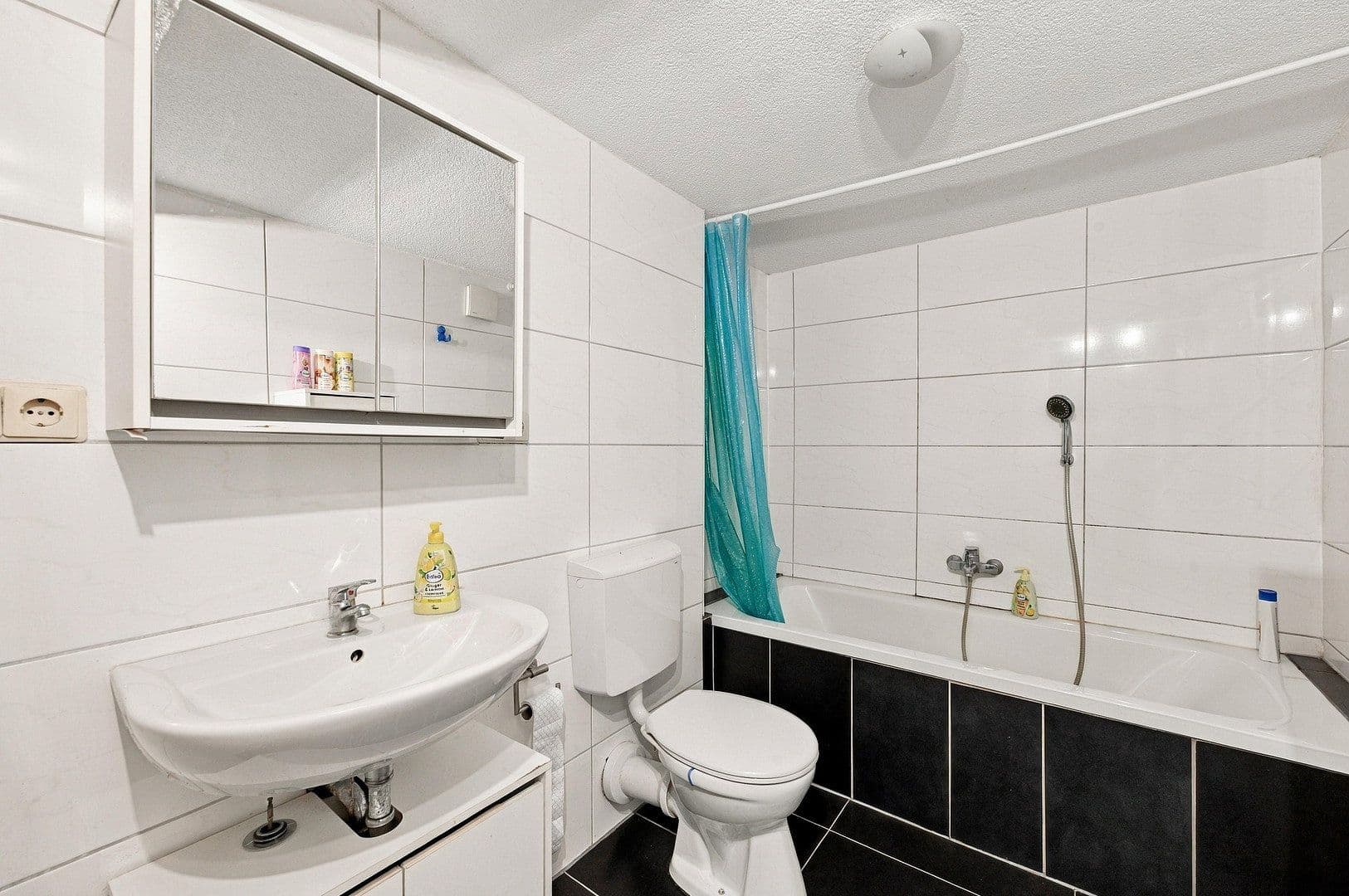 Prodej domu 200 m², pozemek 271 m², Flein, Bádensko-Württembersko Prodej domu 200 m², pozemek 271 m², Flein, Bádensko-Württembersko
