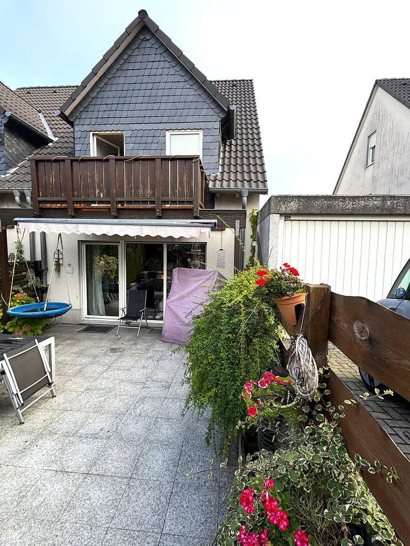 Prodej domu 120 m², pozemek 200 m², Velbert, Severní Porýní-Vestfálsko Prodej domu 120 m², pozemek 200 m², Velbert, Severní Porýní-Vestfálsko