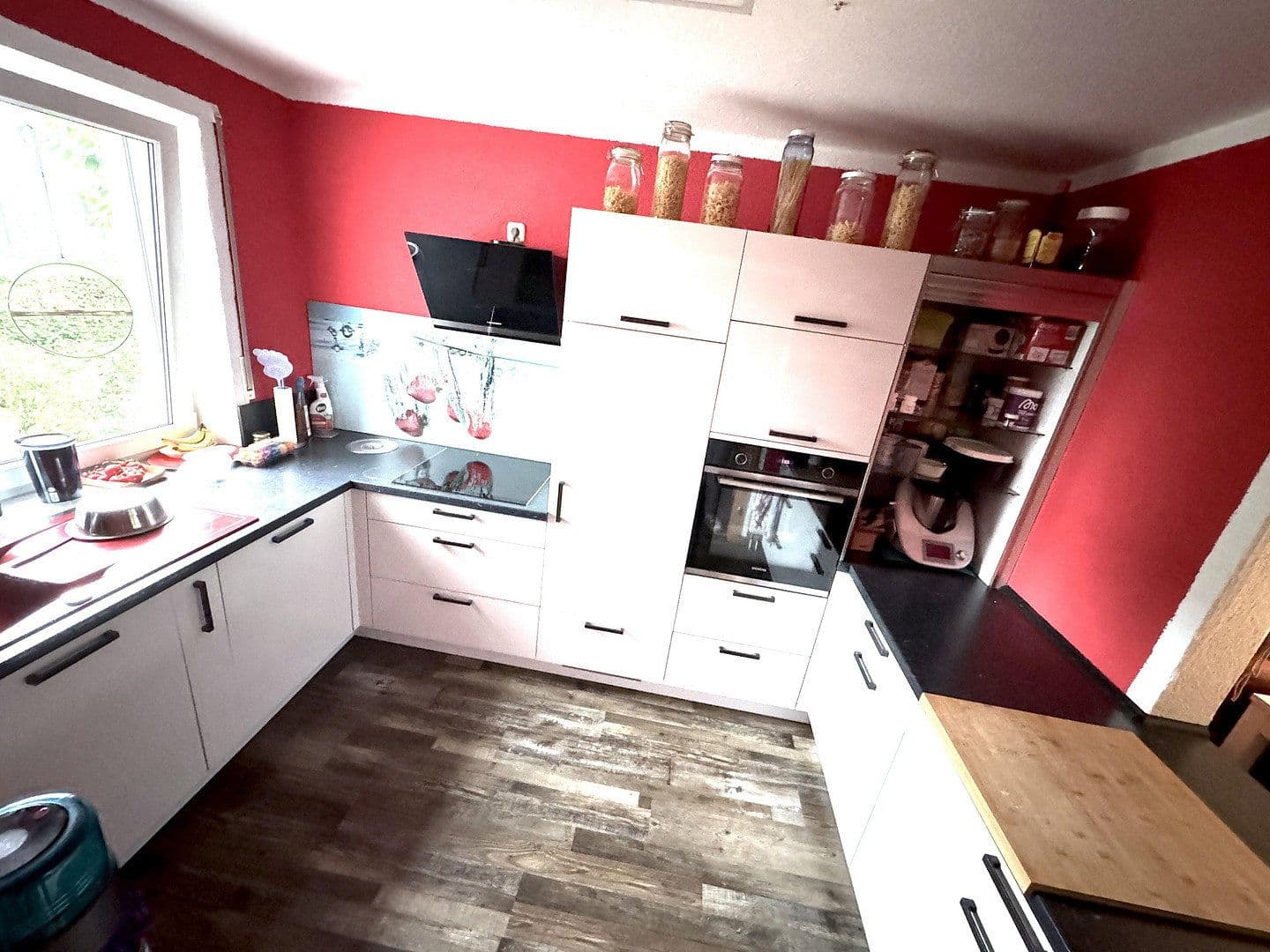 Prodej domu 120 m², pozemek 200 m², Velbert, Severní Porýní-Vestfálsko Prodej domu 120 m², pozemek 200 m², Velbert, Severní Porýní-Vestfálsko