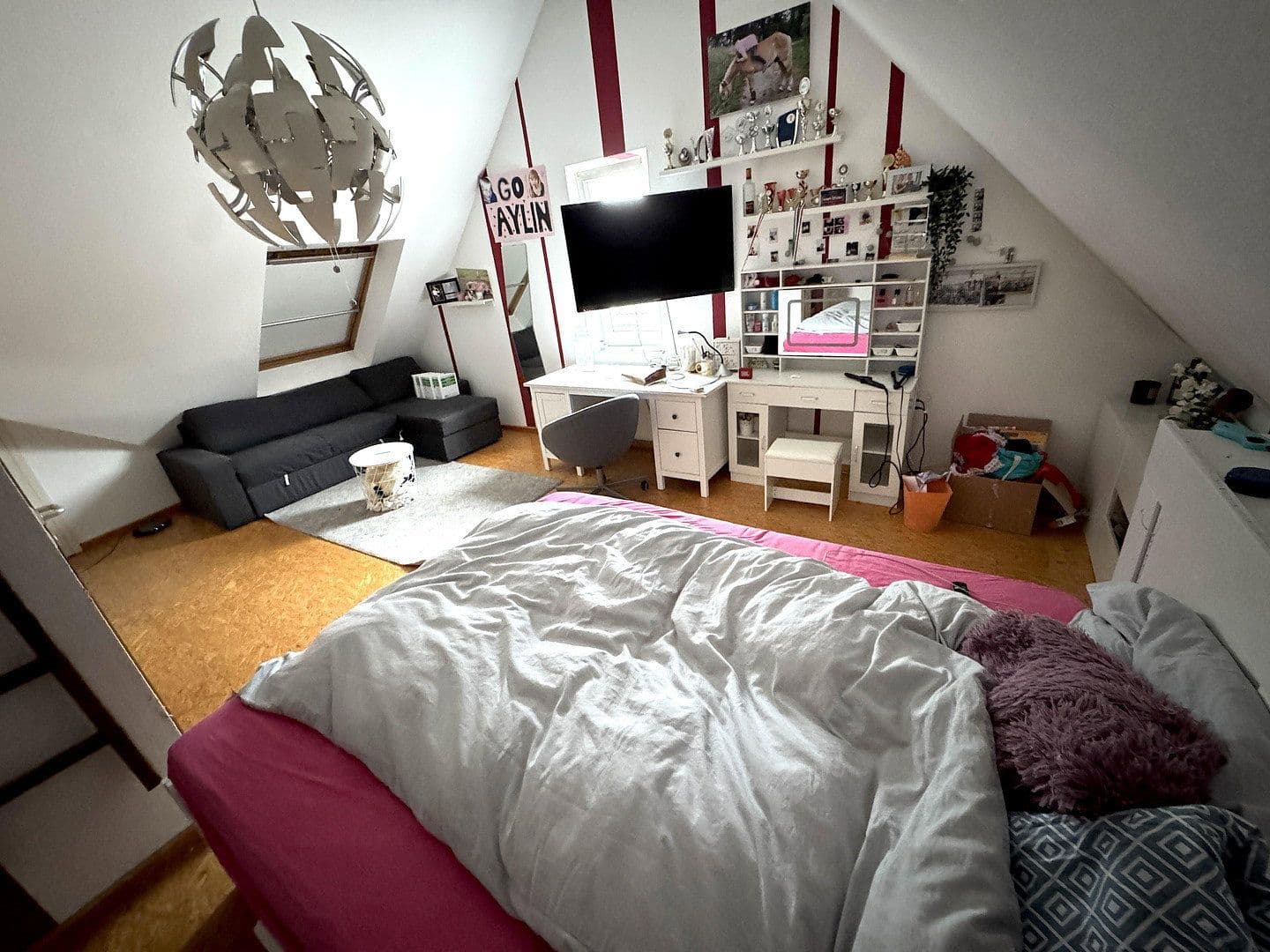 Prodej domu 120 m², pozemek 200 m², Velbert, Severní Porýní-Vestfálsko Prodej domu 120 m², pozemek 200 m², Velbert, Severní Porýní-Vestfálsko
