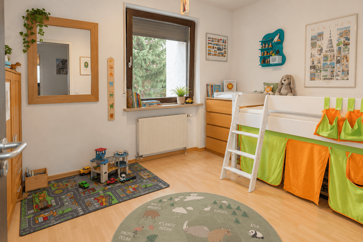Prodej domu 82 m², pozemek 220 m², Mozartstr. 93A, Ottobrunn, Bavorsko Prodej domu 82 m², pozemek 220 m², Mozartstr. 93A, Ottobrunn, Bavorsko