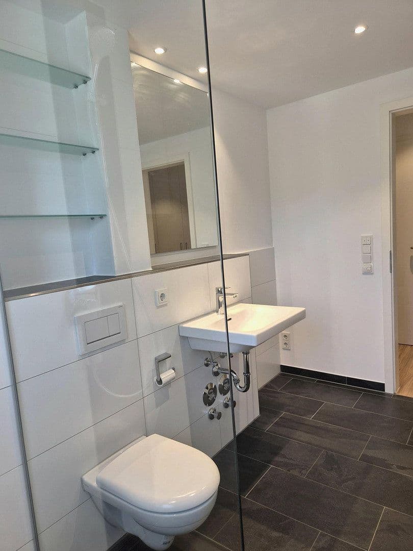 Pronájem bytu 1+kk 42 m², München, Bavorsko Pronájem bytu 1+kk 42 m², München, Bavorsko