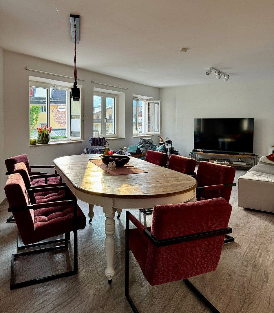 Pronájem bytu 4+1 101 m², Mozartplatz 5, Sankt Gilgen, Salcbursko Pronájem bytu 4+1 101 m², Mozartplatz 5, Sankt Gilgen, Salcbursko