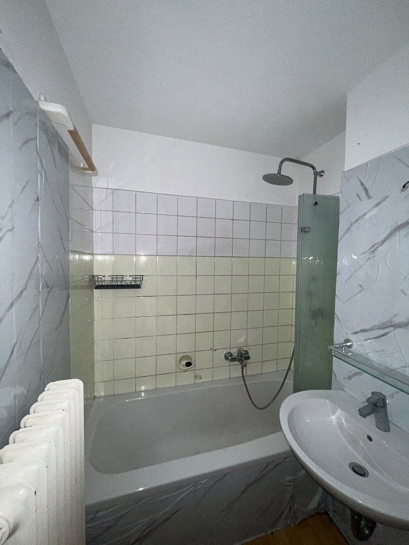Prodej domu 350 m², pozemek 689 m², Weinsberg, Bádensko-Württembersko Prodej domu 350 m², pozemek 689 m², Weinsberg, Bádensko-Württembersko