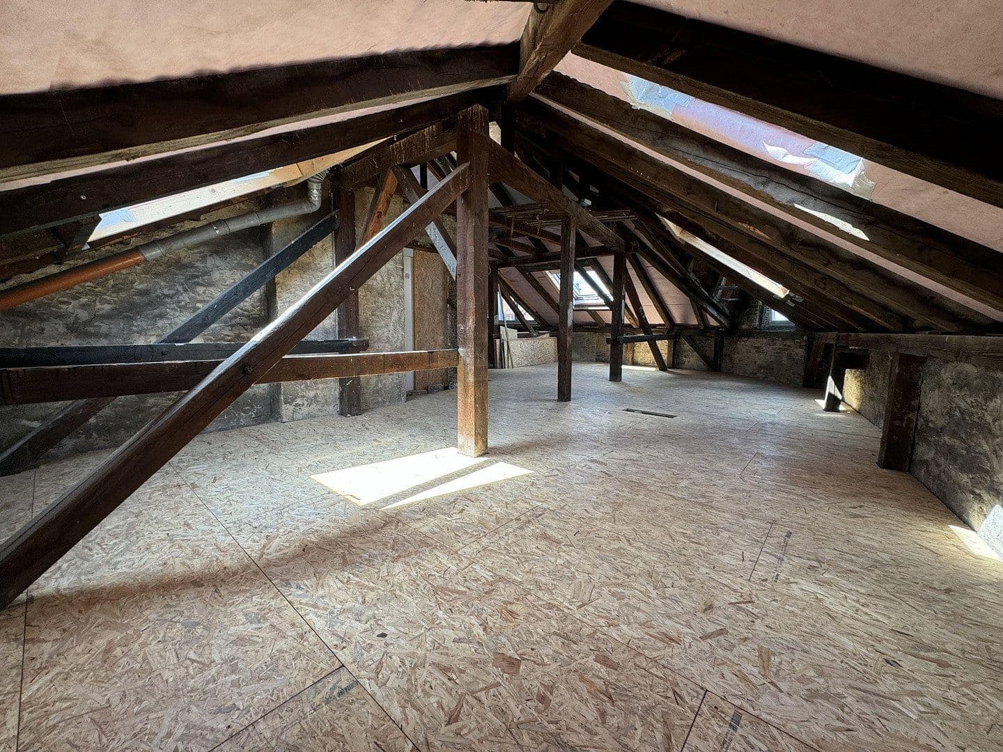 Pronájem nebytového prostoru 400 m², Johannisthaler Chaussee 431, Berlin, Berlín Pronájem nebytového prostoru 400 m², Johannisthaler Chaussee 431, Berlin, Berlín