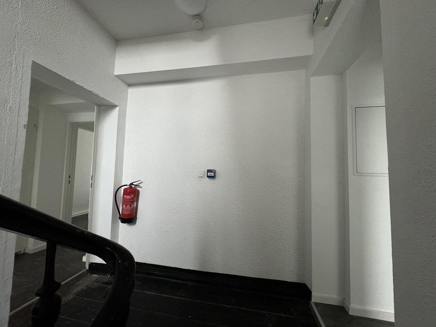 Pronájem nebytového prostoru 400 m², Johannisthaler Chaussee 431, Berlin, Berlín Pronájem nebytového prostoru 400 m², Johannisthaler Chaussee 431, Berlin, Berlín