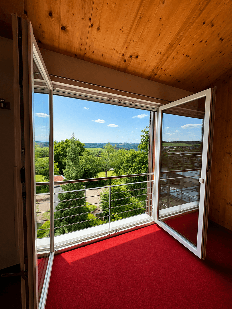 Prodej domu 247 m², pozemek 442 m², Calw, Bádensko-Württembersko Prodej domu 247 m², pozemek 442 m², Calw, Bádensko-Württembersko