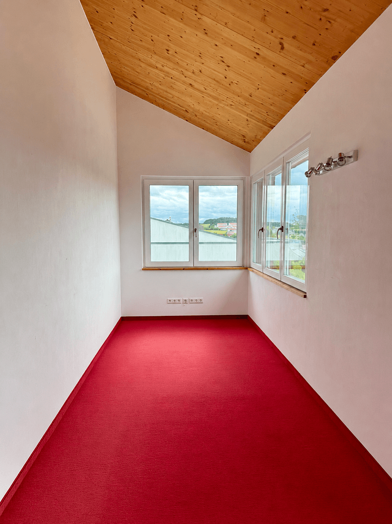 Prodej domu 247 m², pozemek 442 m², Calw, Bádensko-Württembersko Prodej domu 247 m², pozemek 442 m², Calw, Bádensko-Württembersko